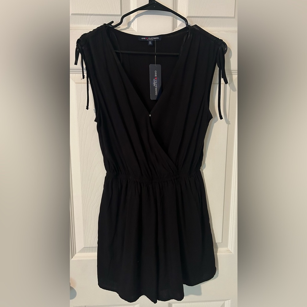ONE CLOTHING - Los Angeles, NWT, Black Romper
